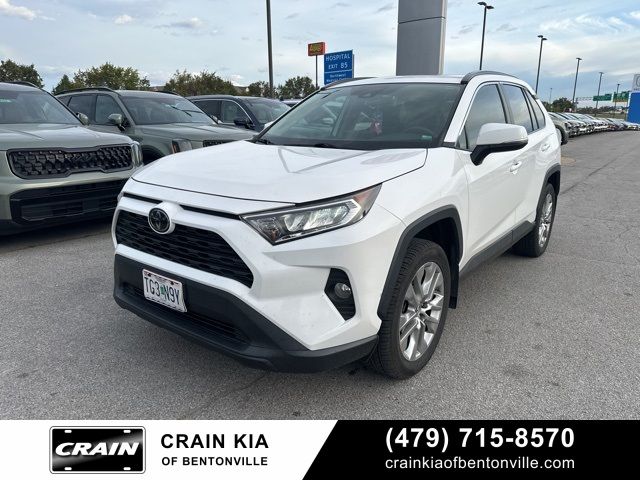 2019 Toyota RAV4 XLE Premium