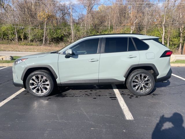 2019 Toyota RAV4 XLE Premium