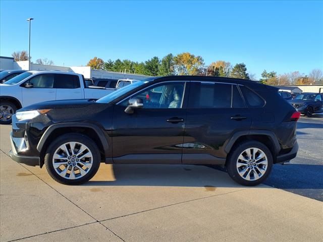 2019 Toyota RAV4 XLE Premium