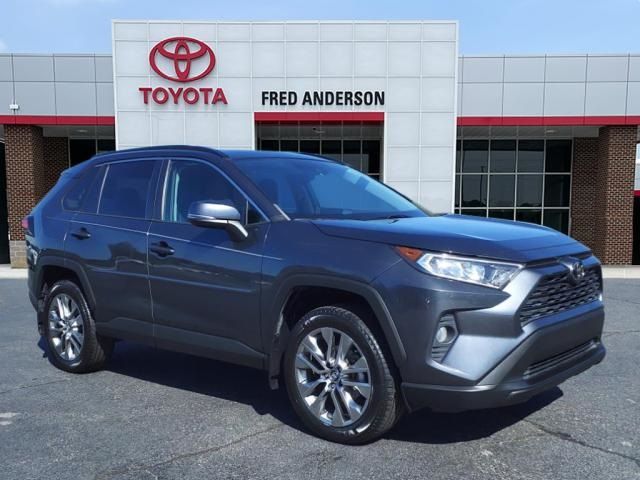 2019 Toyota RAV4 XLE Premium