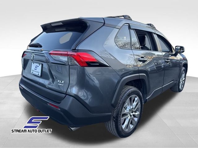 2019 Toyota RAV4 XLE Premium