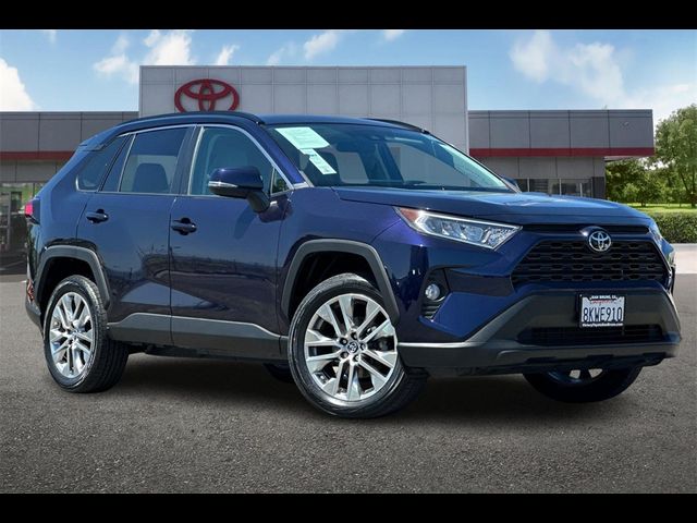 2019 Toyota RAV4 XLE Premium