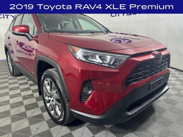 2019 Toyota RAV4 XLE Premium