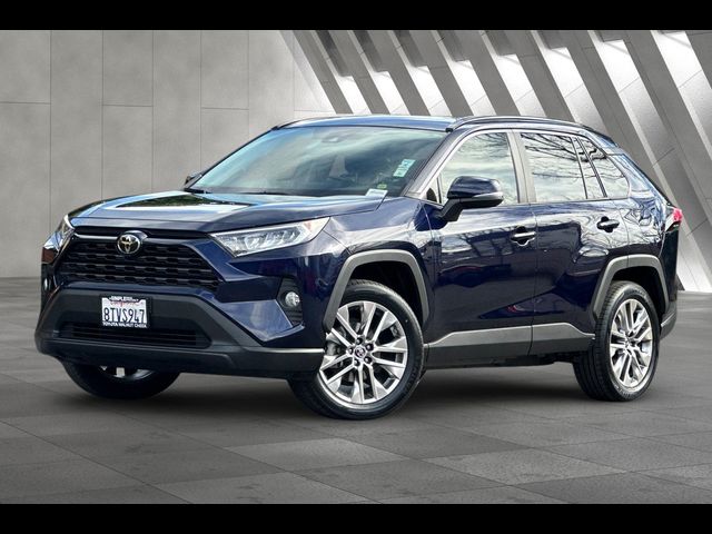 2019 Toyota RAV4 XLE Premium