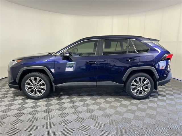 2019 Toyota RAV4 XLE Premium