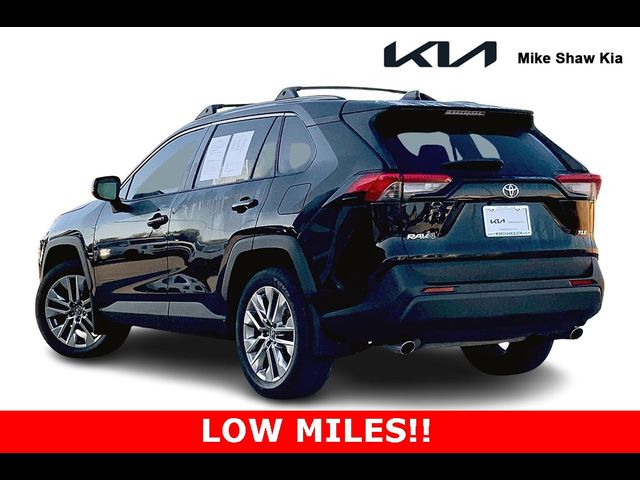 2019 Toyota RAV4 XLE Premium