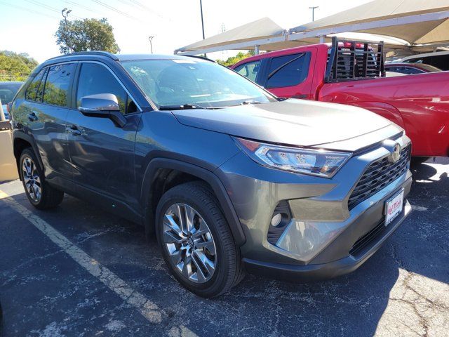 2019 Toyota RAV4 XLE Premium