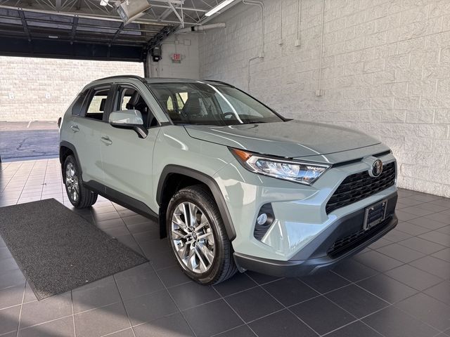 2019 Toyota RAV4 XLE Premium