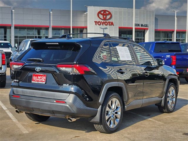 2019 Toyota RAV4 XLE Premium