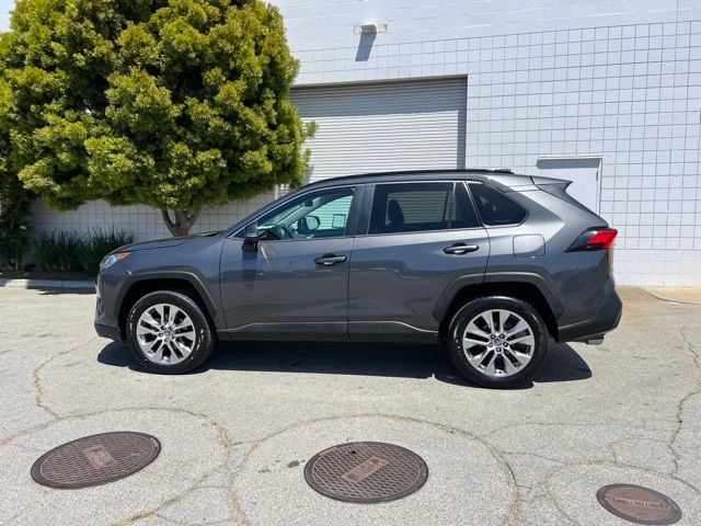 2019 Toyota RAV4 XLE Premium