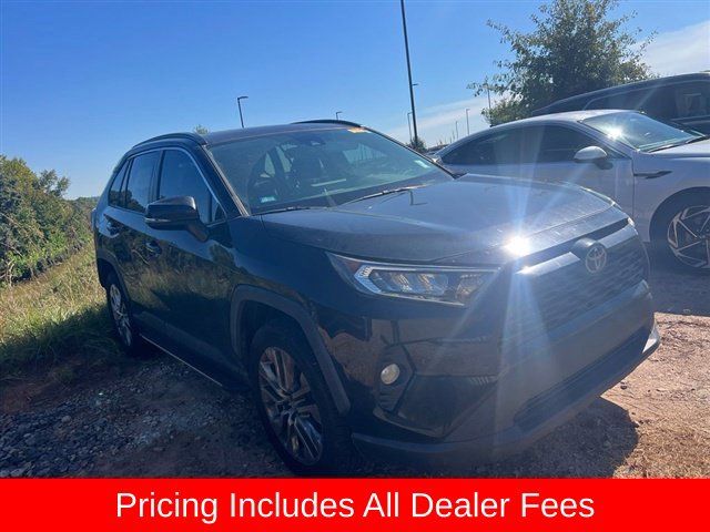 2019 Toyota RAV4 XLE Premium