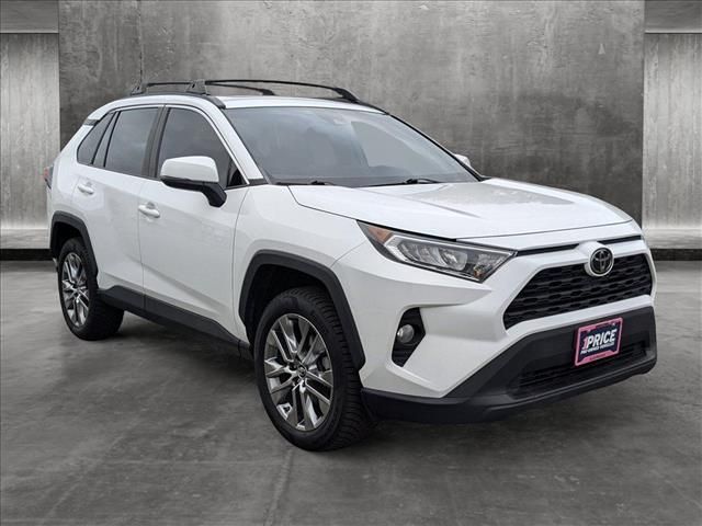 2019 Toyota RAV4 XLE Premium