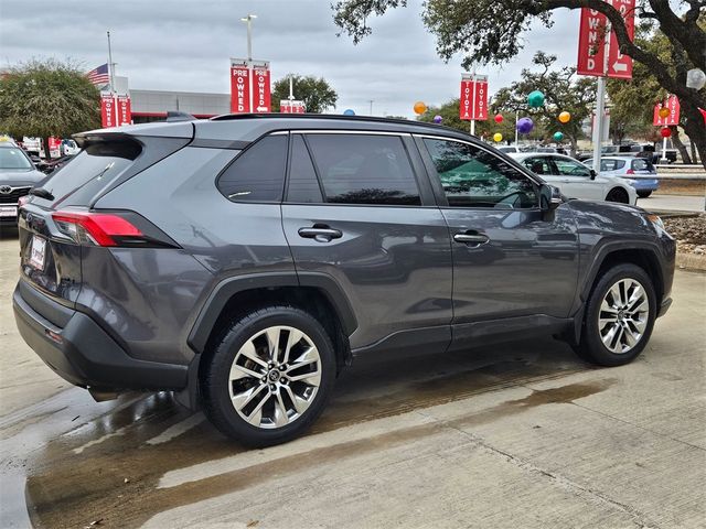 2019 Toyota RAV4 XLE Premium