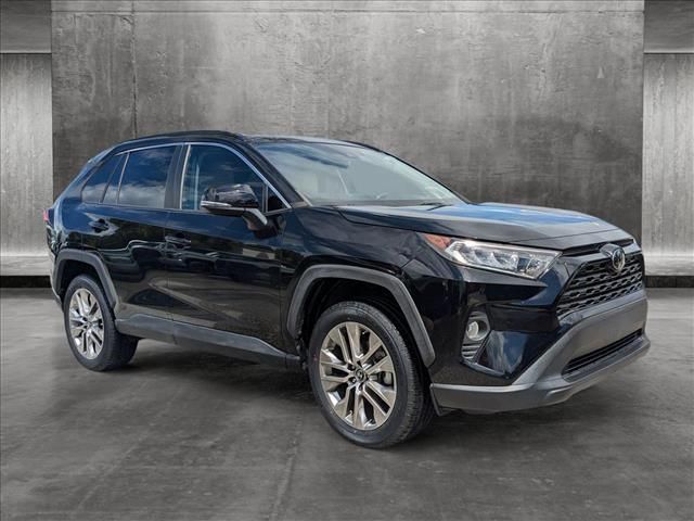 2019 Toyota RAV4 XLE Premium