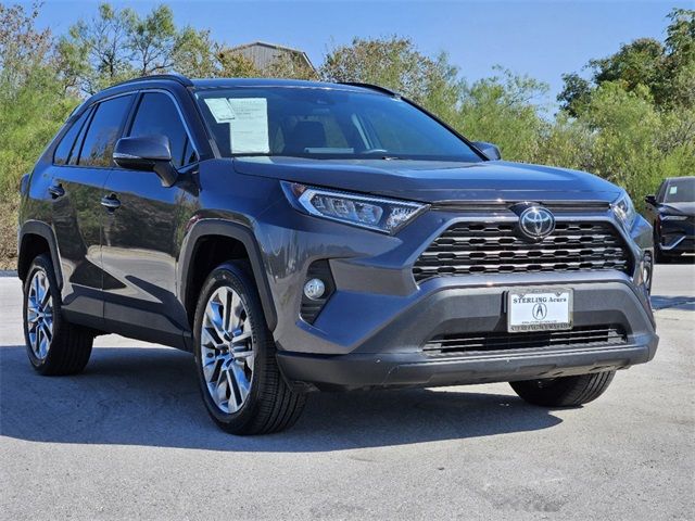 2019 Toyota RAV4 XLE Premium