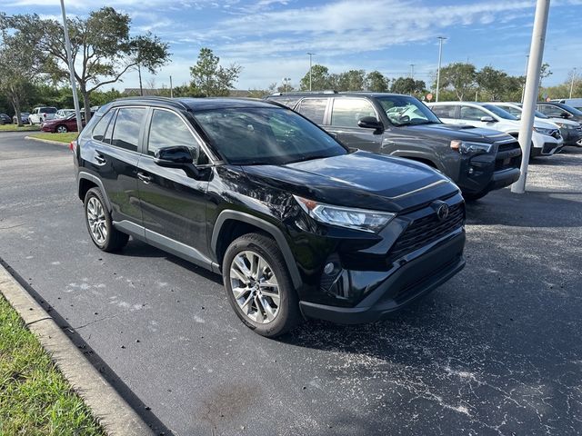 2019 Toyota RAV4 XLE Premium