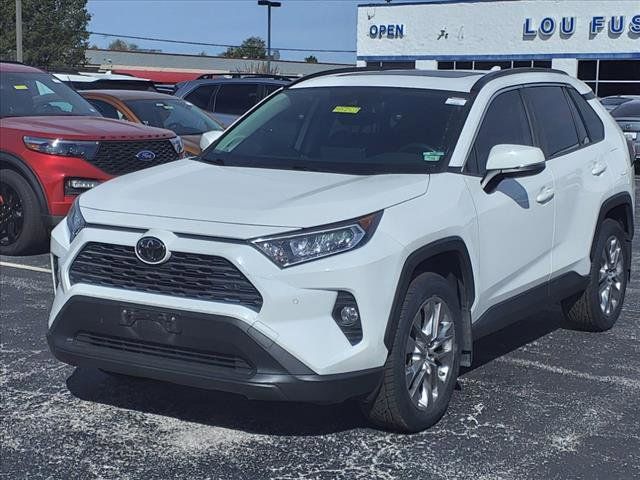 2019 Toyota RAV4 XLE Premium