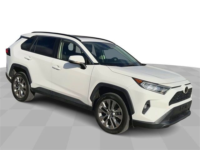 2019 Toyota RAV4 XLE Premium