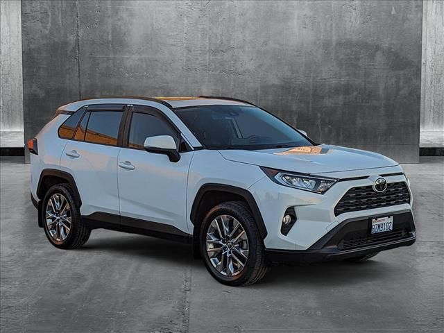 2019 Toyota RAV4 XLE Premium