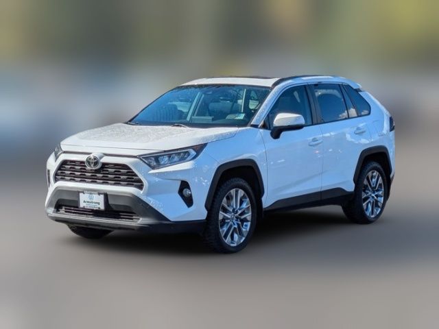 2019 Toyota RAV4 XLE Premium