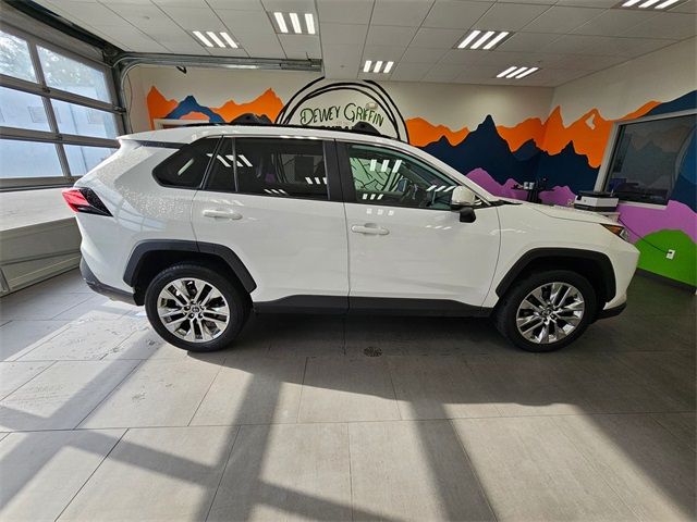 2019 Toyota RAV4 XLE Premium