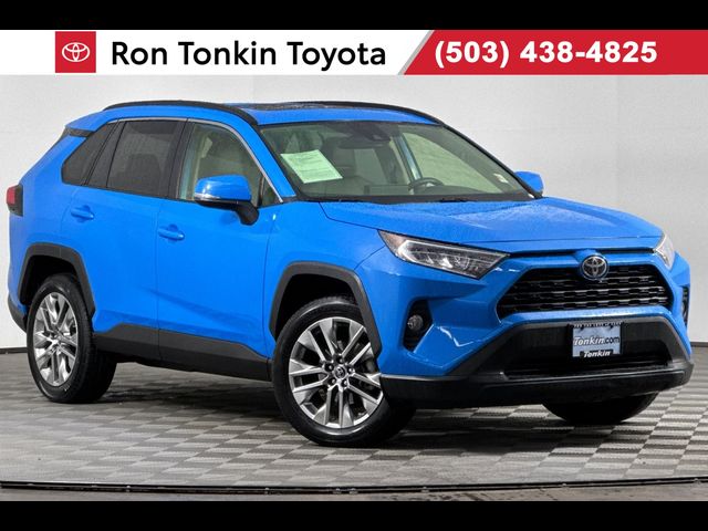 2019 Toyota RAV4 XLE Premium