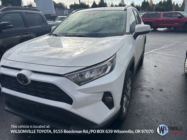 2019 Toyota RAV4 XLE Premium