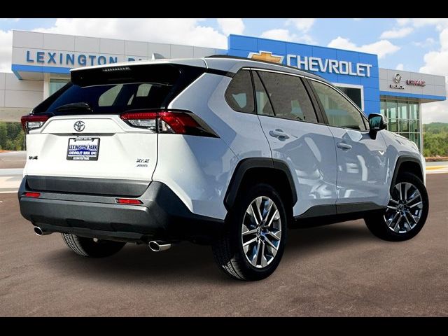 2019 Toyota RAV4 XLE Premium