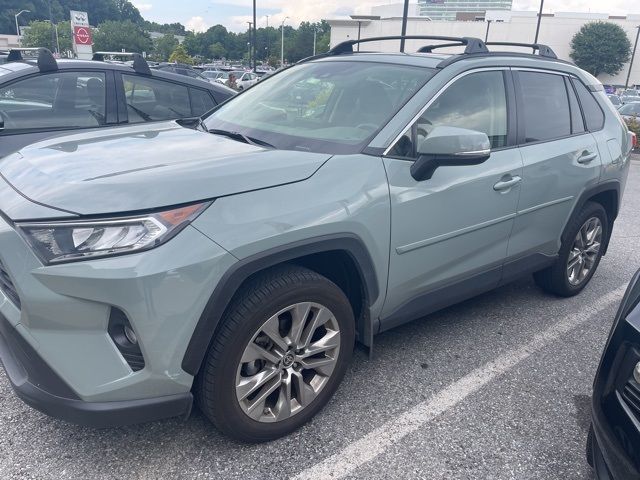 2019 Toyota RAV4 XLE Premium