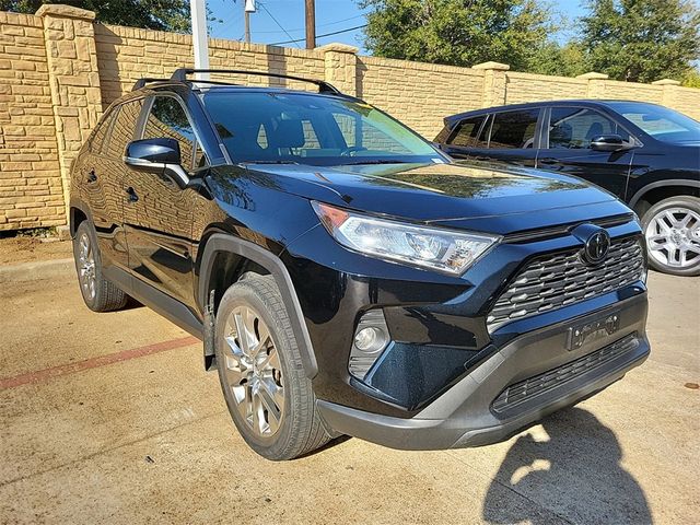 2019 Toyota RAV4 XLE Premium