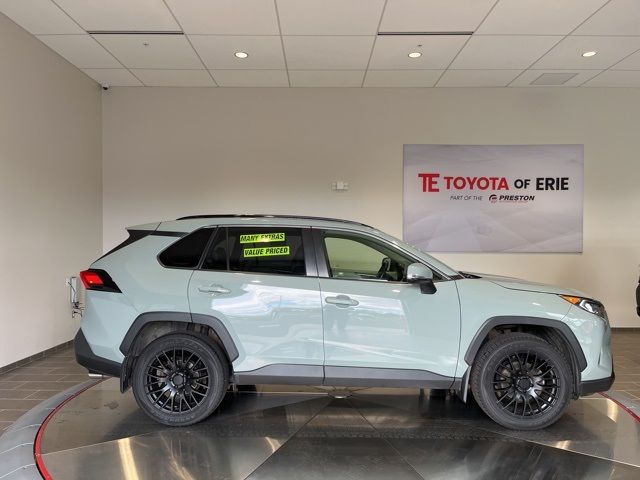 2019 Toyota RAV4 XLE Premium