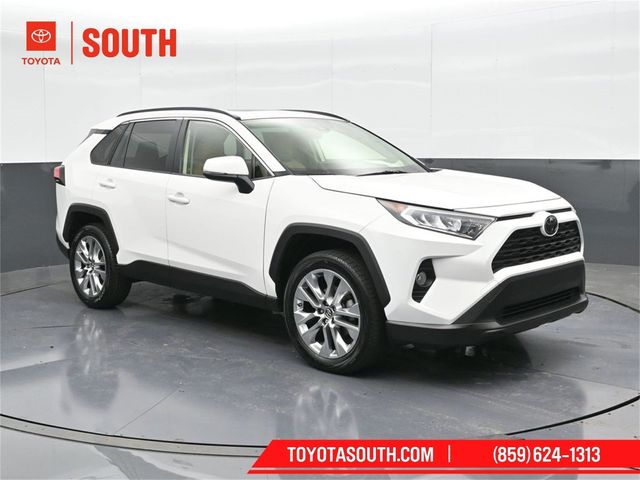 2019 Toyota RAV4 XLE Premium