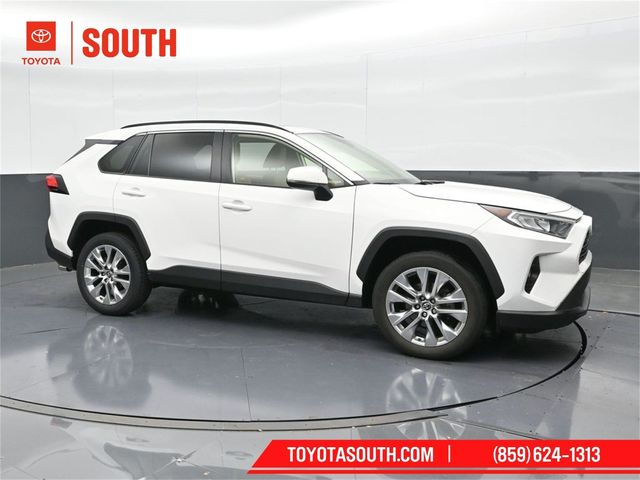 2019 Toyota RAV4 XLE Premium