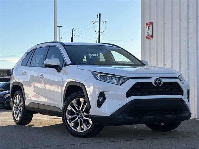 2019 Toyota RAV4 XLE Premium