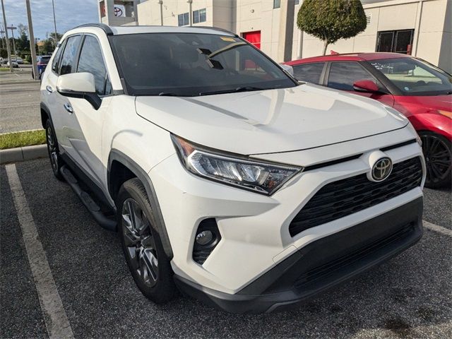 2019 Toyota RAV4 XLE Premium