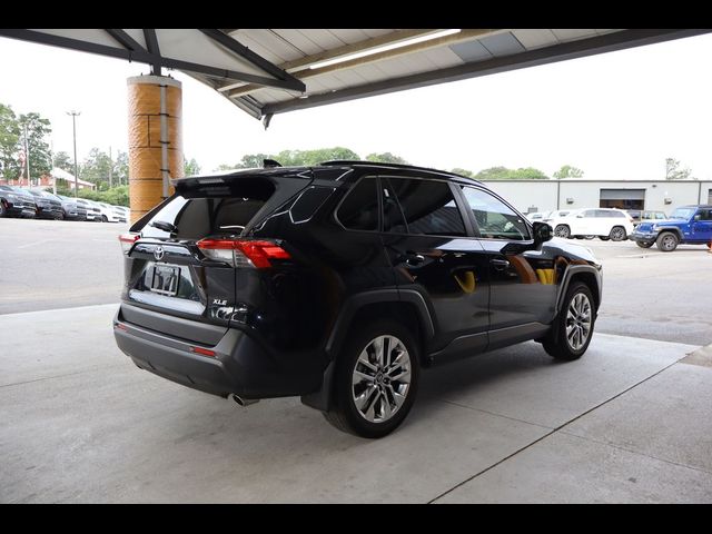 2019 Toyota RAV4 XLE Premium