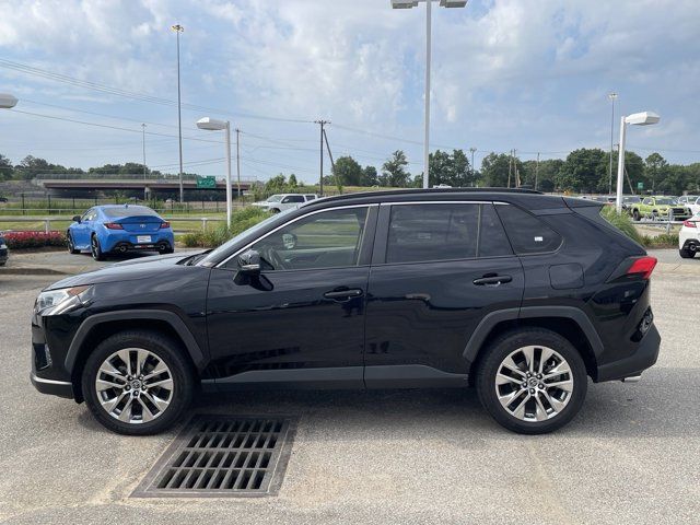 2019 Toyota RAV4 XLE Premium