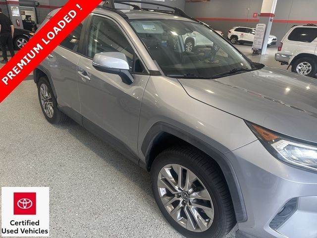 2019 Toyota RAV4 XLE Premium