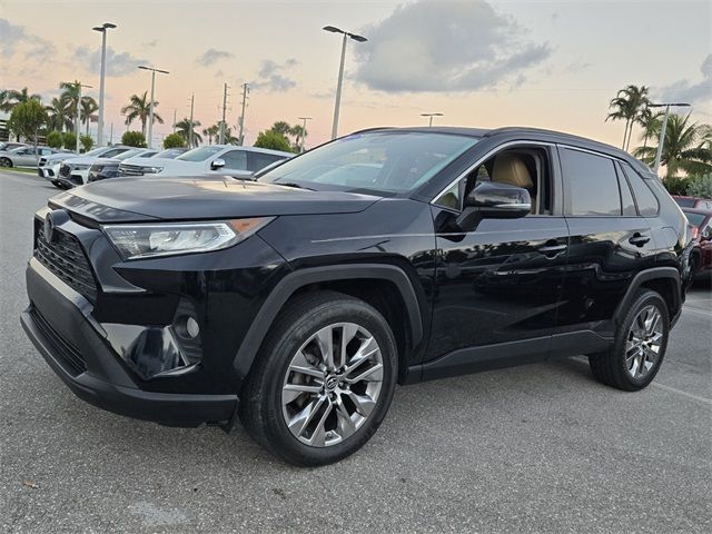 2019 Toyota RAV4 XLE Premium