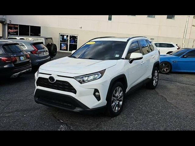 2019 Toyota RAV4 XLE Premium