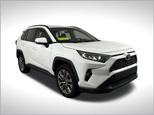 2019 Toyota RAV4 XLE Premium