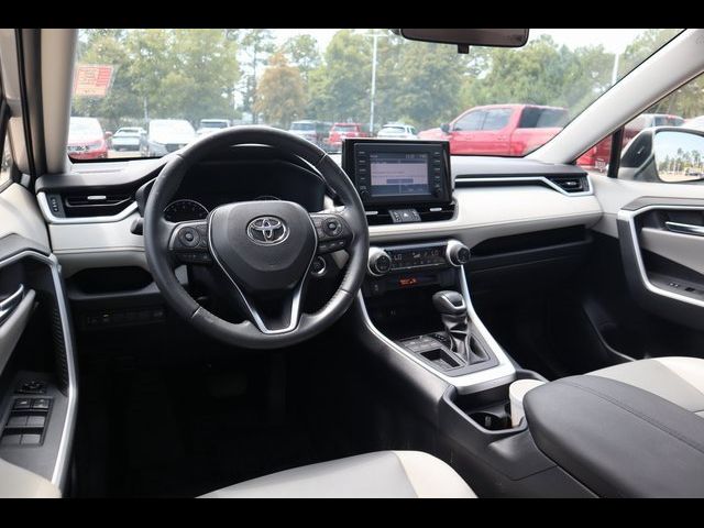 2019 Toyota RAV4 XLE Premium