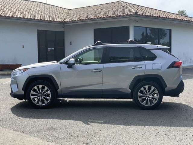 2019 Toyota RAV4 XLE Premium