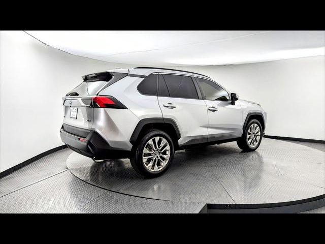 2019 Toyota RAV4 XLE Premium