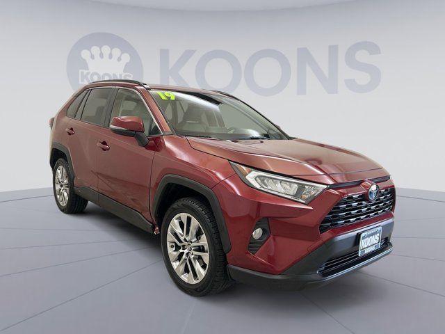 2019 Toyota RAV4 XLE Premium