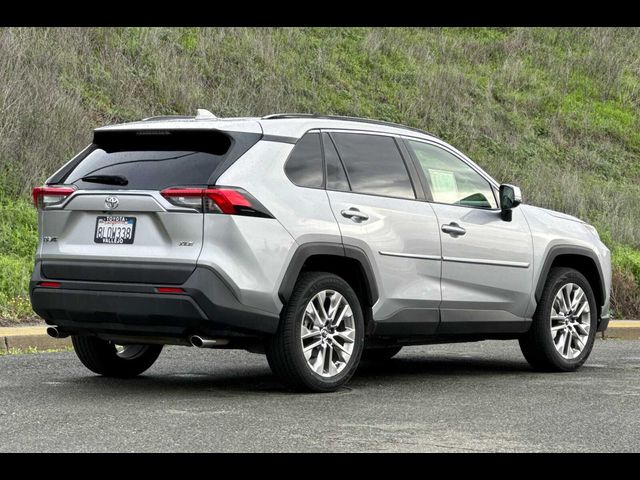 2019 Toyota RAV4 XLE Premium