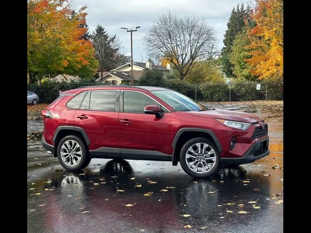 2019 Toyota RAV4 XLE Premium