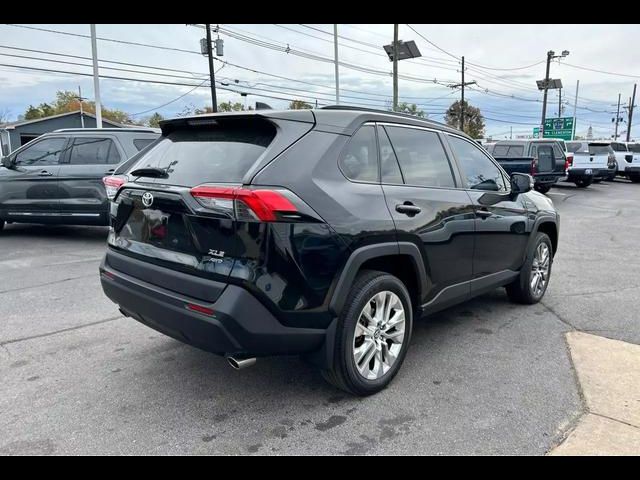 2019 Toyota RAV4 XLE Premium