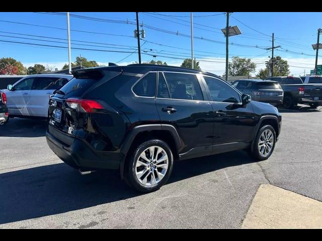 2019 Toyota RAV4 XLE Premium