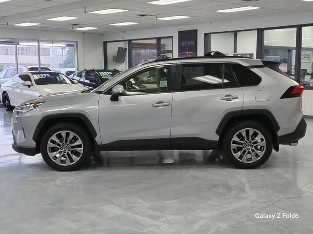 2019 Toyota RAV4 XLE Premium